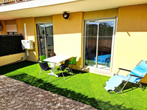 Studio proche centre avec terrasse